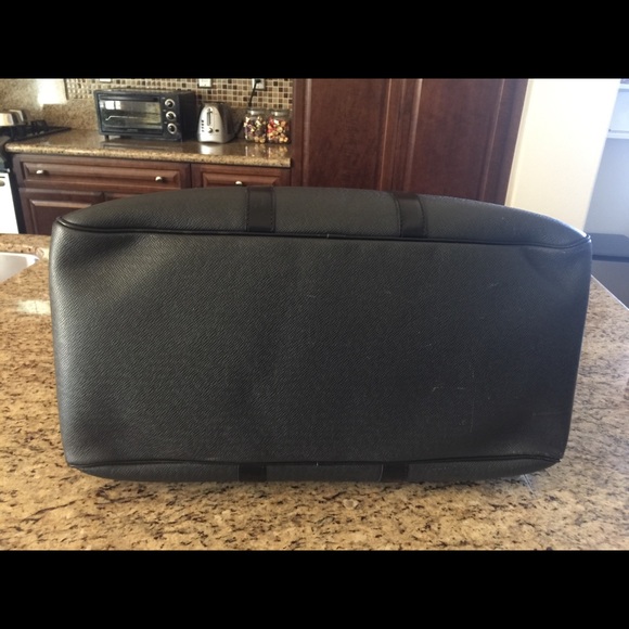 LV leather duffle bag - Picture 3 of 8